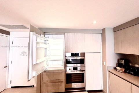 Condominio en venta en Hollywood, Florida, 2 dormitorios, 98.01 m2 № 2034146 - foto 21