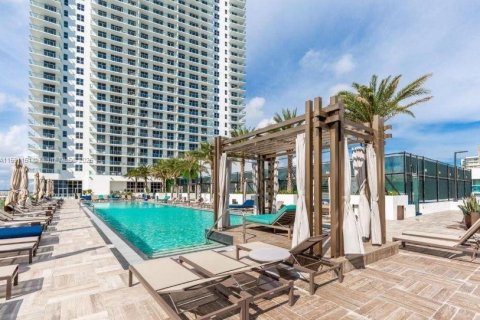 Condominio en venta en Hollywood, Florida, 2 dormitorios, 98.01 m2 № 2034146 - foto 7