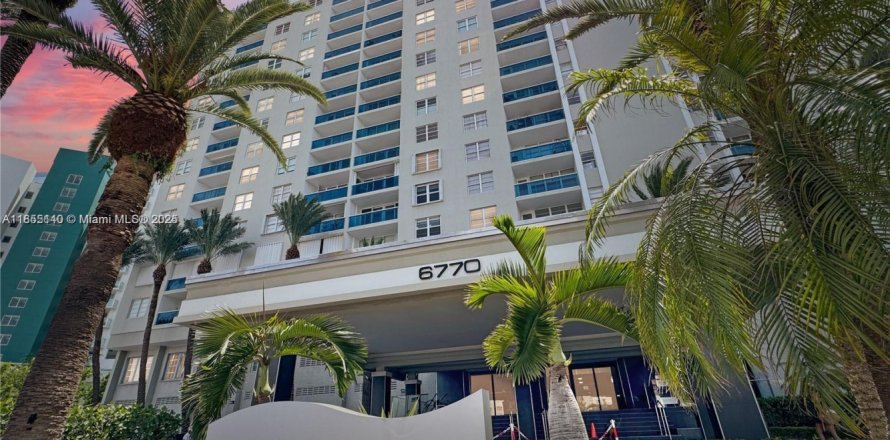 Condo à Miami Beach, Floride, 1 chambre  № 1878595