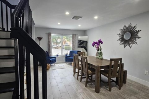 Купить таунхаус в Майами, Флорида 3 комнаты, 155.8м2, № 2146916 - фото 3
