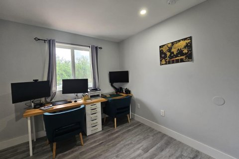 Купить таунхаус в Майами, Флорида 3 комнаты, 155.8м2, № 2146916 - фото 12