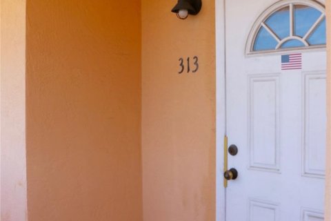 Copropriété à louer à Lighthouse Point, Floride: 2 chambres, 91.42 m2 № 1117772 - photo 1