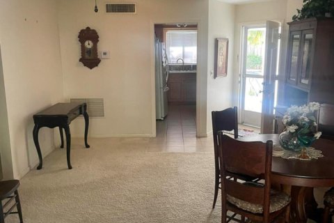 Купить кондоминиум в Теквеста, Флорида 4 комнаты, 82.31м2, № 2088122 - фото 3