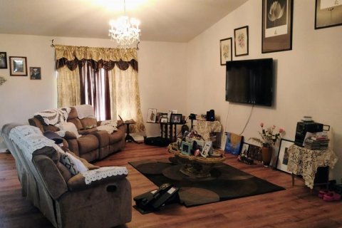 Casa en venta en Homosassa, Florida, 4 dormitorios, 207.73 m2 № 1804652 - foto 12