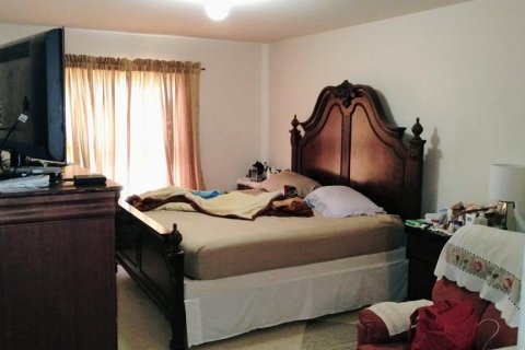 Casa en venta en Homosassa, Florida, 4 dormitorios, 207.73 m2 № 1804652 - foto 4