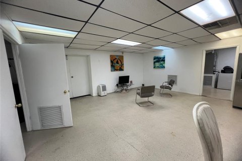 Commercial property in Lake City, Florida 1393.53 sq.m. № 1908413 - photo 5