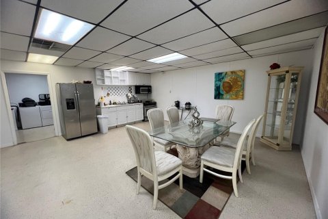 Commercial property in Lake City, Florida 1393.53 sq.m. № 1908413 - photo 4