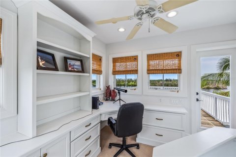Casa en venta en Placida, Florida, 4 dormitorios, 361.02 m2 № 2095257 - foto 20