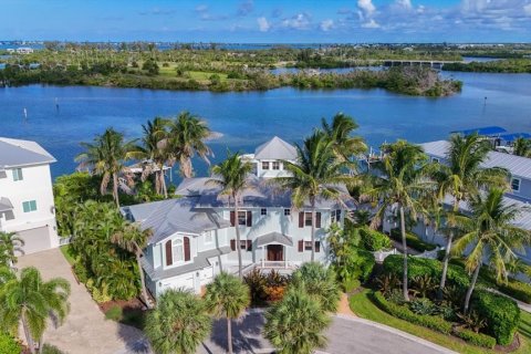 Casa en venta en Placida, Florida, 4 dormitorios, 361.02 m2 № 2095257 - foto 4