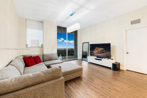 Condominio en venta en North Bay Village, Florida, 2 dormitorios, 135.45 m2 № 1861384 - foto 6