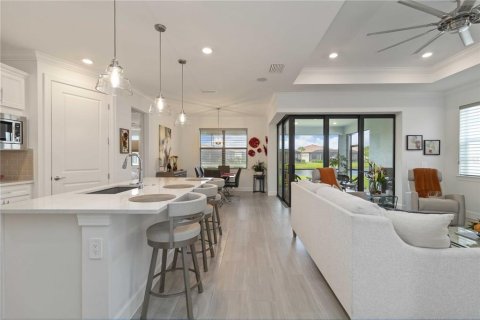 House in Bradenton, Florida 3 bedrooms, 192.12 sq.m. № 1789696 - photo 7