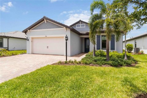 House in Bradenton, Florida 3 bedrooms, 192.12 sq.m. № 1789696 - photo 2