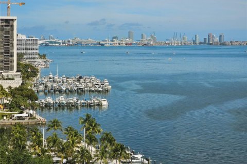 Condo in Miami, Florida, 2 bedrooms  № 2010725