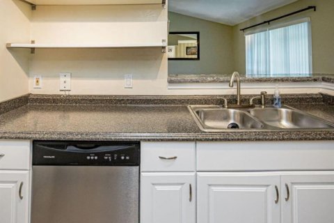Copropriété à louer à Boynton Beach, Floride: 2 chambres, 82.13 m2 № 2294419 - photo 10
