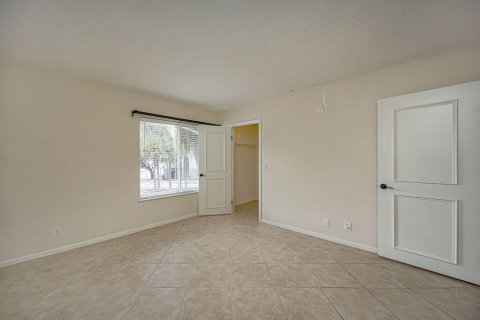 Copropriété à louer à Boynton Beach, Floride: 2 chambres, 82.13 m2 № 2294419 - photo 13