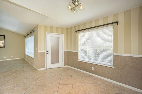 Copropriété à louer à Boynton Beach, Floride: 2 chambres, 82.13 m2 № 2294419 - photo 6