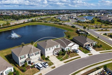 Villa ou maison à Bradenton, Floride 5 chambres, 242.01 m2 № 2410396