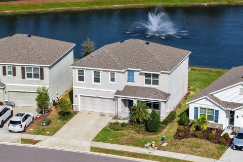 Villa ou maison à vendre à Bradenton, Floride: 5 chambres, 242.01 m2 № 2410396 - photo 3