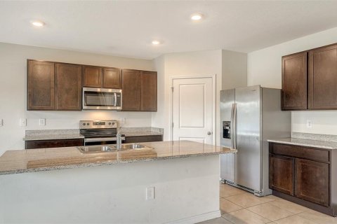 Villa ou maison à vendre à Bradenton, Floride: 5 chambres, 242.01 m2 № 2410396 - photo 13