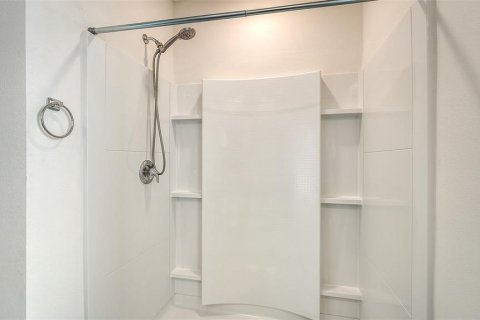 Villa ou maison à vendre à Bradenton, Floride: 5 chambres, 242.01 m2 № 2410396 - photo 27