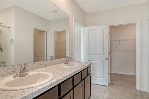 Villa ou maison à vendre à Bradenton, Floride: 5 chambres, 242.01 m2 № 2410396 - photo 28