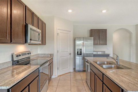 Villa ou maison à vendre à Bradenton, Floride: 5 chambres, 242.01 m2 № 2410396 - photo 16