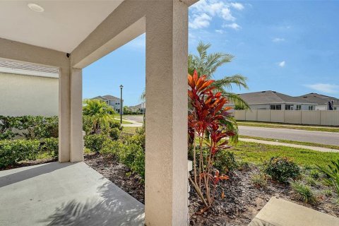 Villa ou maison à vendre à Bradenton, Floride: 5 chambres, 242.01 m2 № 2410396 - photo 8