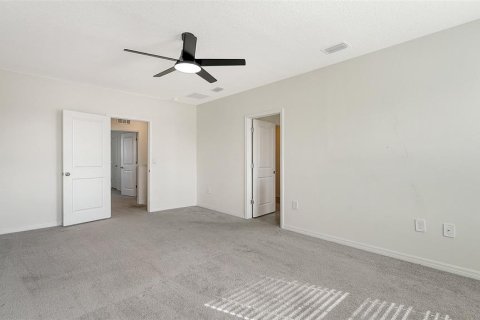 Villa ou maison à vendre à Bradenton, Floride: 5 chambres, 242.01 m2 № 2410396 - photo 25