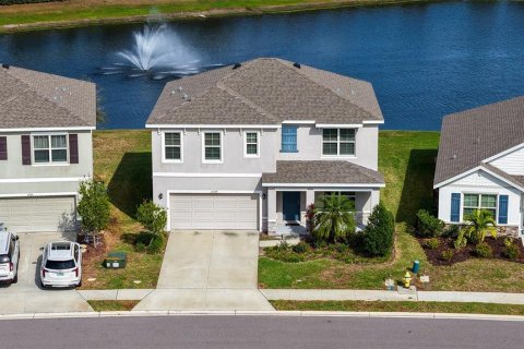 Villa ou maison à vendre à Bradenton, Floride: 5 chambres, 242.01 m2 № 2410396 - photo 4