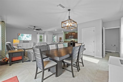 Casa en venta en Odessa, Florida, 4 dormitorios, 209.96 m2 № 2105091 - foto 12