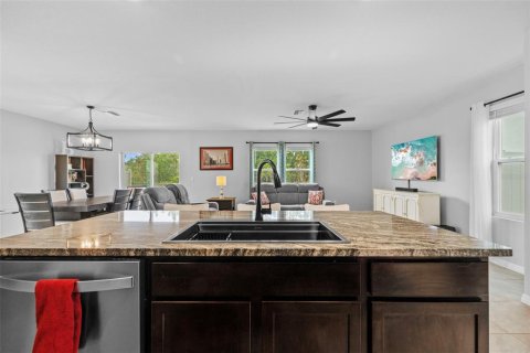 Casa en venta en Odessa, Florida, 4 dormitorios, 209.96 m2 № 2105091 - foto 7