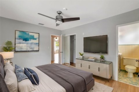 Villa ou maison à vendre à Hollywood, Floride: 2 chambres, 100.33 m2 № 1962552 - photo 7