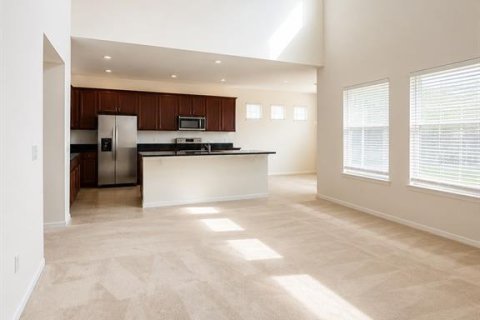 House in Winter Garden, Florida 5 bedrooms, 399.94 sq.m. № 2202387 - photo 3