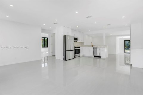 Villa ou maison à vendre à Fort Lauderdale, Floride: 3 chambres, 136.01 m2 № 2432871 - photo 23
