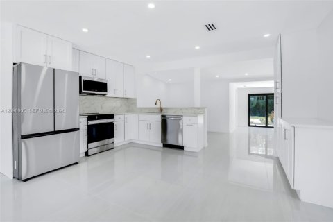 Villa ou maison à vendre à Fort Lauderdale, Floride: 3 chambres, 136.01 m2 № 2432871 - photo 9