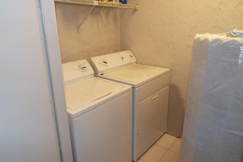 Copropriété à vendre à Pompano Beach, Floride: 2 chambres, 134.24 m2 № 2251403 - photo 15