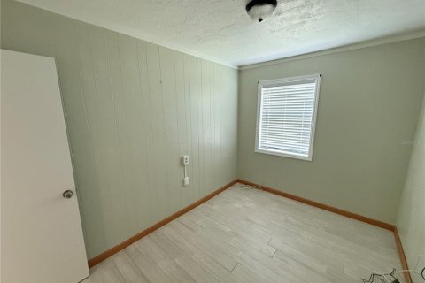 House in Saint Petersburg, Florida 2 bedrooms, 82.22 sq.m. № 1916118 - photo 9
