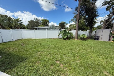 House in Saint Petersburg, Florida 2 bedrooms, 82.22 sq.m. № 1916118 - photo 14