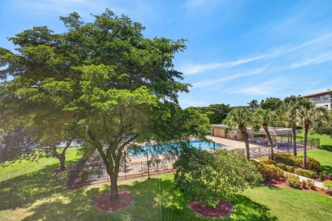 Copropriété à vendre à Coconut Creek, Floride: 2 chambres, 118.45 m2 № 2189813 - photo 18