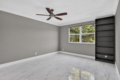 Copropriété à vendre à Coconut Creek, Floride: 2 chambres, 118.45 m2 № 2189813 - photo 19