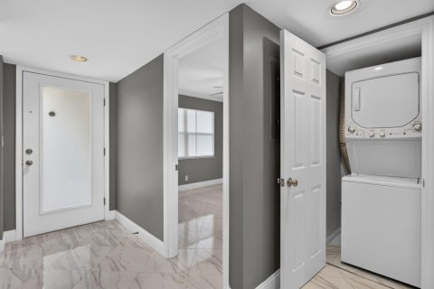 Copropriété à vendre à Coconut Creek, Floride: 2 chambres, 118.45 m2 № 2189813 - photo 26