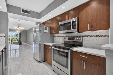 Copropriété à vendre à Coconut Creek, Floride: 2 chambres, 118.45 m2 № 2189813 - photo 5