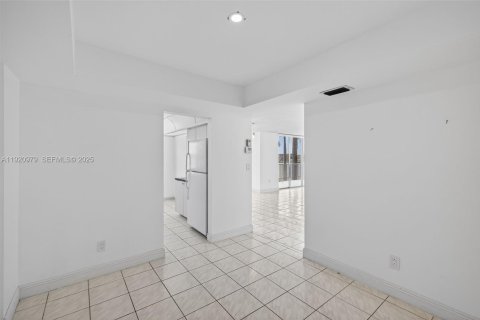 Купить кондоминиум в Авентура, Флорида 3 спальни, 157.28м2, № 1977399 - фото 5