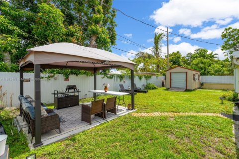 House in Miami, Florida 3 bedrooms, 126.07 sq.m. № 1839438 - photo 20