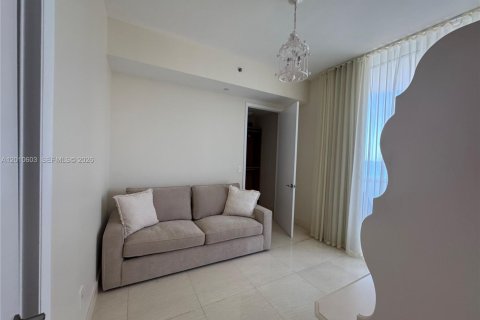Copropriété à louer à Sunny Isles Beach, Floride: 3 chambres, 183.85 m2 № 2345806 - photo 17