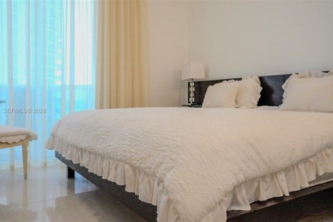 Copropriété à louer à Sunny Isles Beach, Floride: 3 chambres, 183.85 m2 № 2345806 - photo 14
