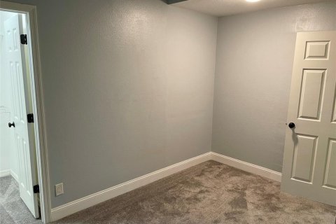 Casa en alquiler en Tampa, Florida, 3 dormitorios, 136.75 m2 № 1915710 - foto 19