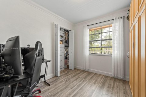 Townhouse in Coral Springs, Florida 3 bedrooms, 120.77 sq.m. № 1823930 - photo 23
