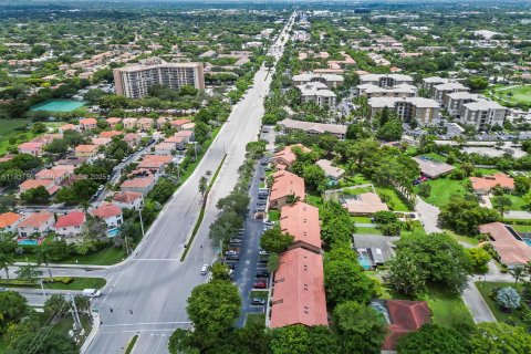 Townhouse in Coral Springs, Florida 3 bedrooms, 120.77 sq.m. № 1823930 - photo 28