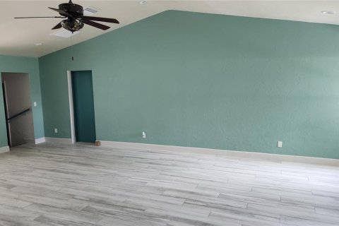 Villa ou maison à vendre à Punta Gorda, Floride: 3 chambres, 194.44 m2 № 1917515 - photo 5
